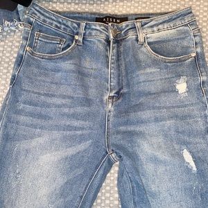 Risen LA jeans